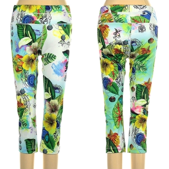 Athleta Watercolor Floral-Print Active Cropped Length Leggings RARE‎ Size XS - Picture 1 of 4